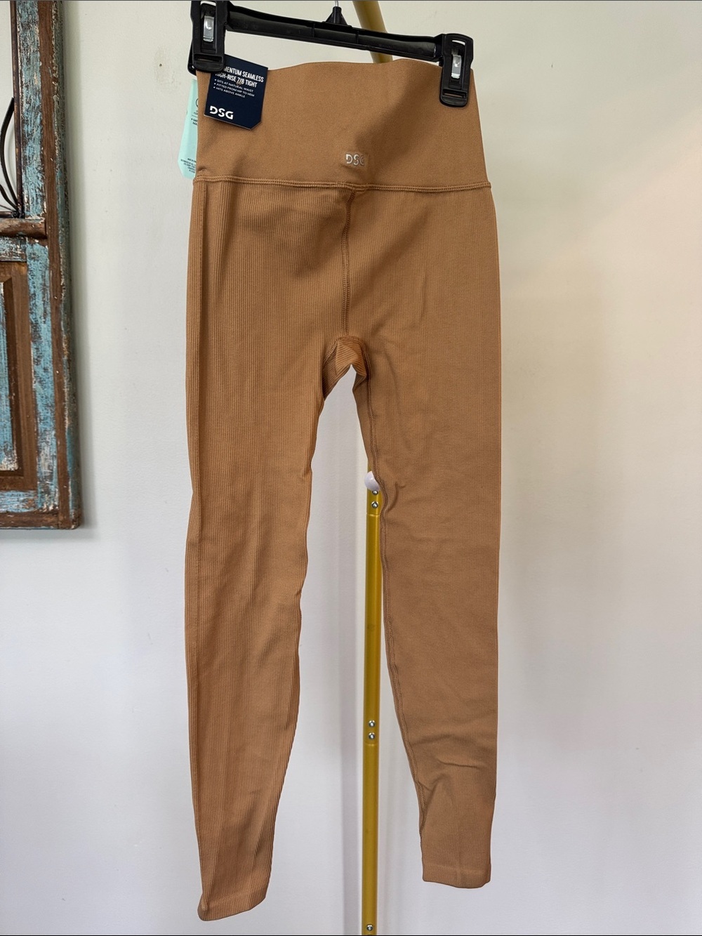 DSG High-Waist Leggings in Camel Brown